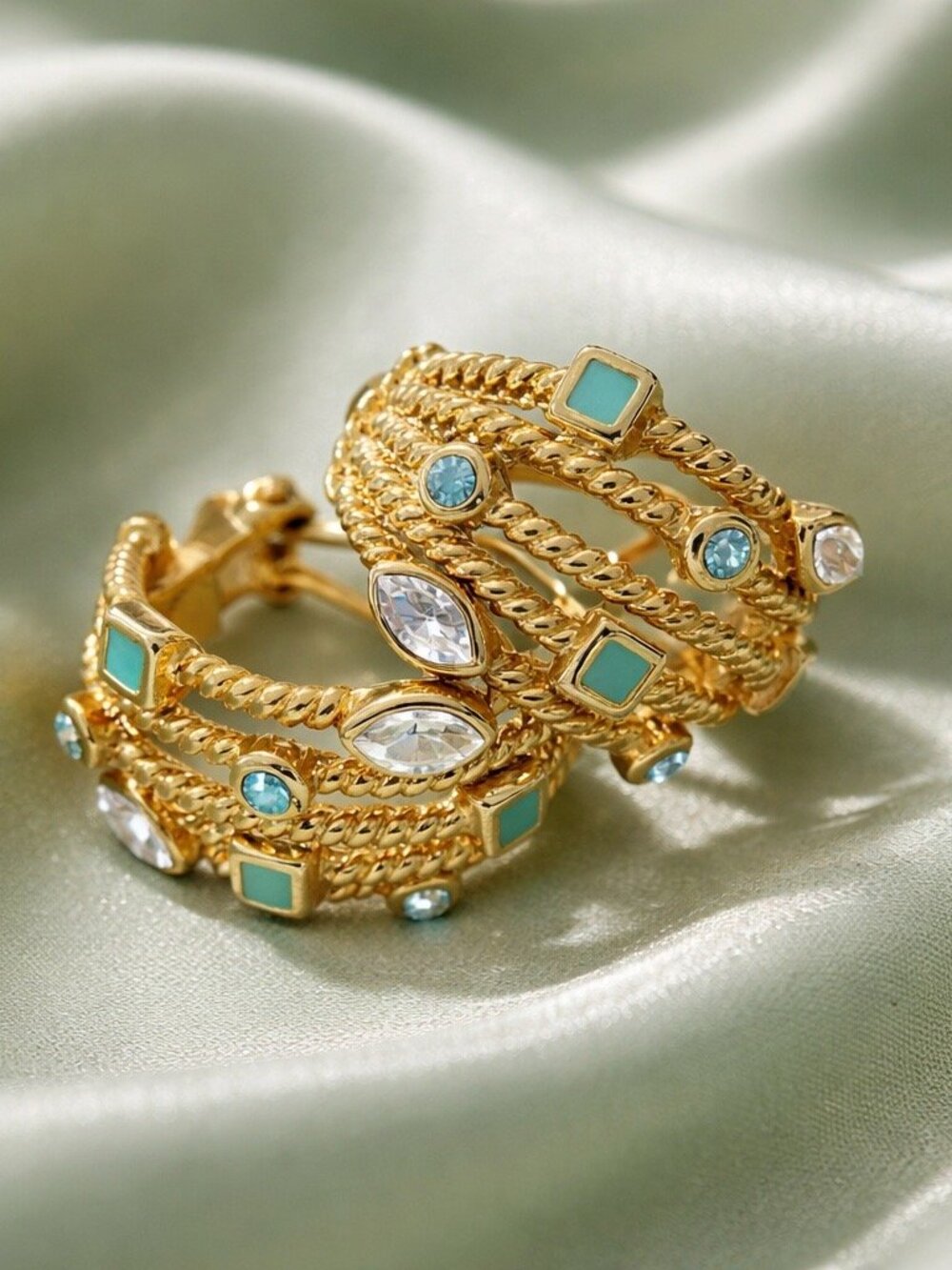Hoop Earings
